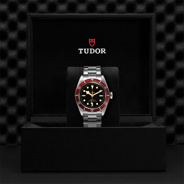 Tudor Black Bay Red Automatic 41mm Bracelet m79230r-0012