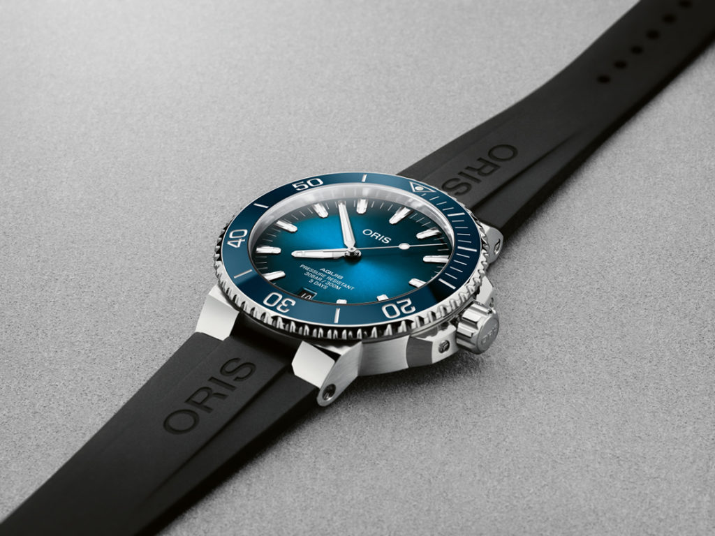 Oris Aquis Date Calibre 400 43.5mm Gregory Jewellers