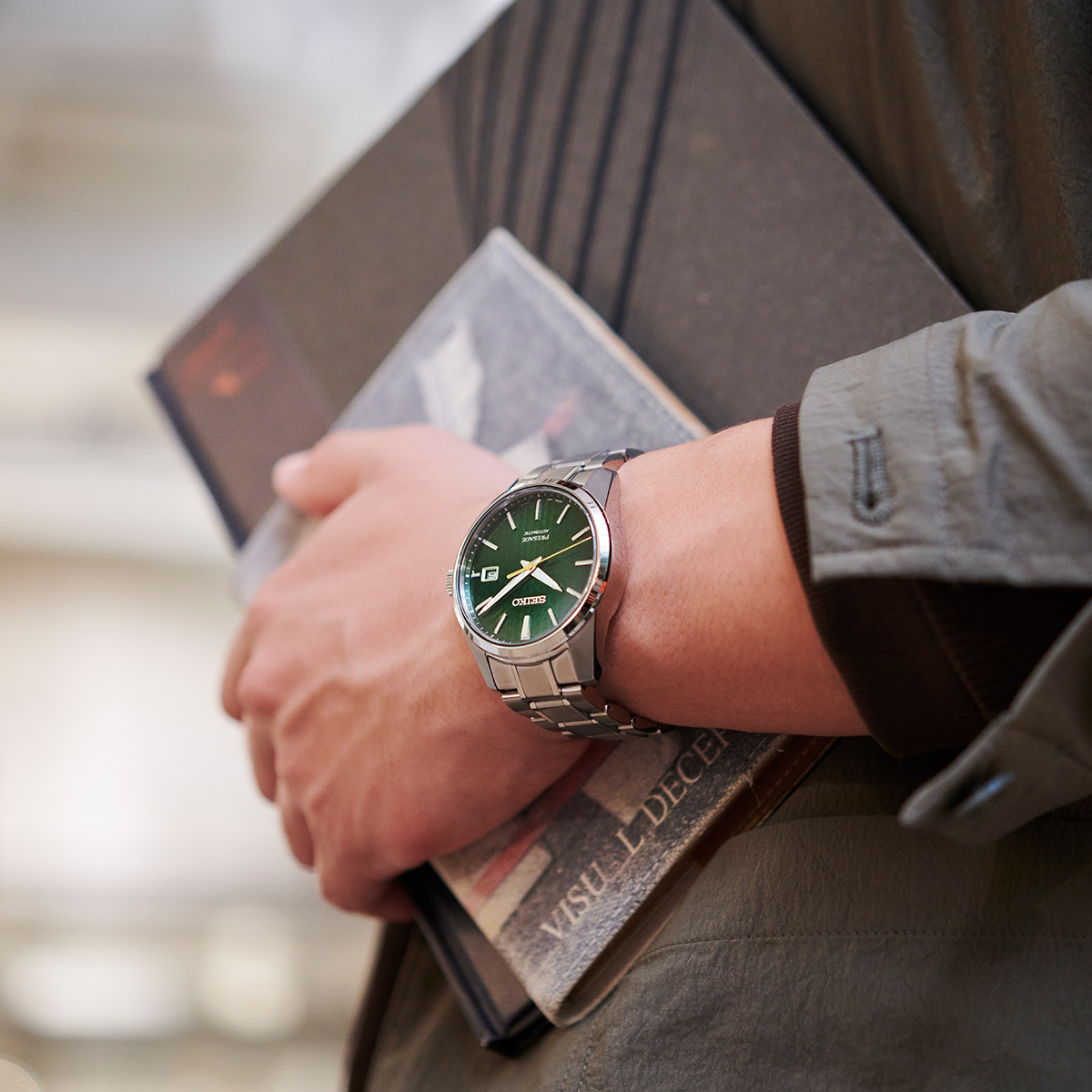 seiko sharp edge green