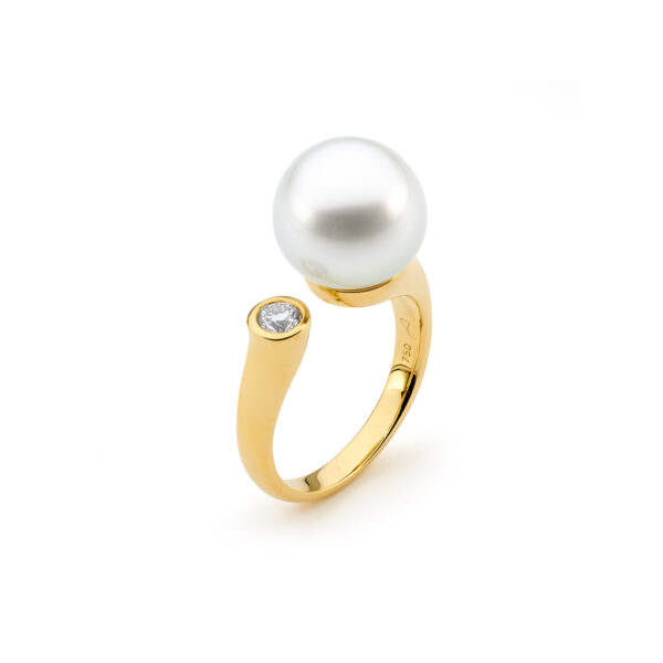 Allure South Sea Pearl Bezel Set Diamond Split Ring R96Y10W