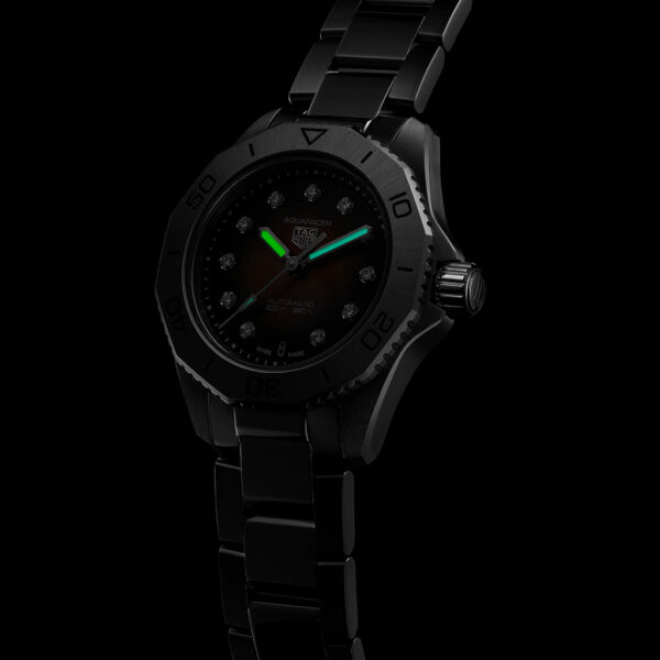 TAG Heuer Aquaracer Professional 200 Date Automatic Black Dial 30mm Bracelet WBP2410.BA0622