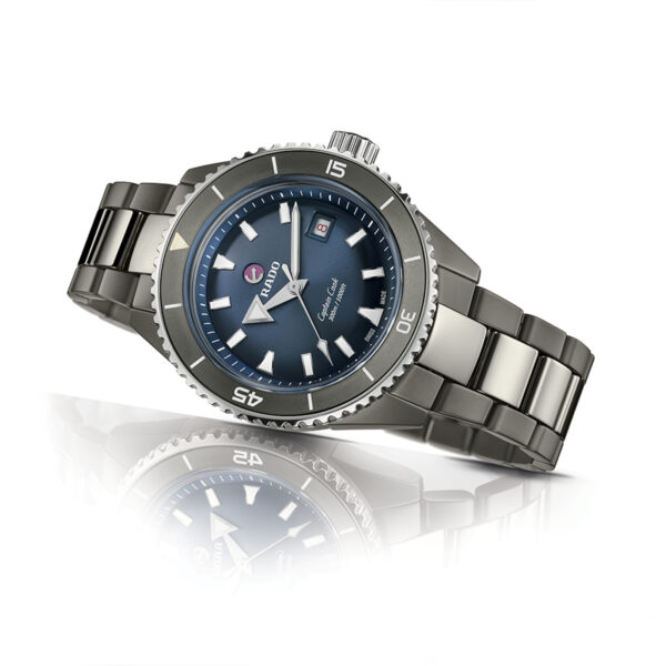 Rado Captain Cook High-Tech Ceramic Diver Automatic 43mm Bracelet | R32144202