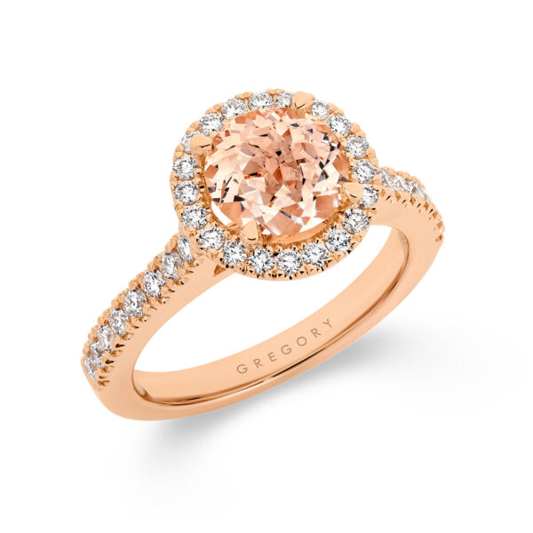 Precious round shape diamond engagement ring
