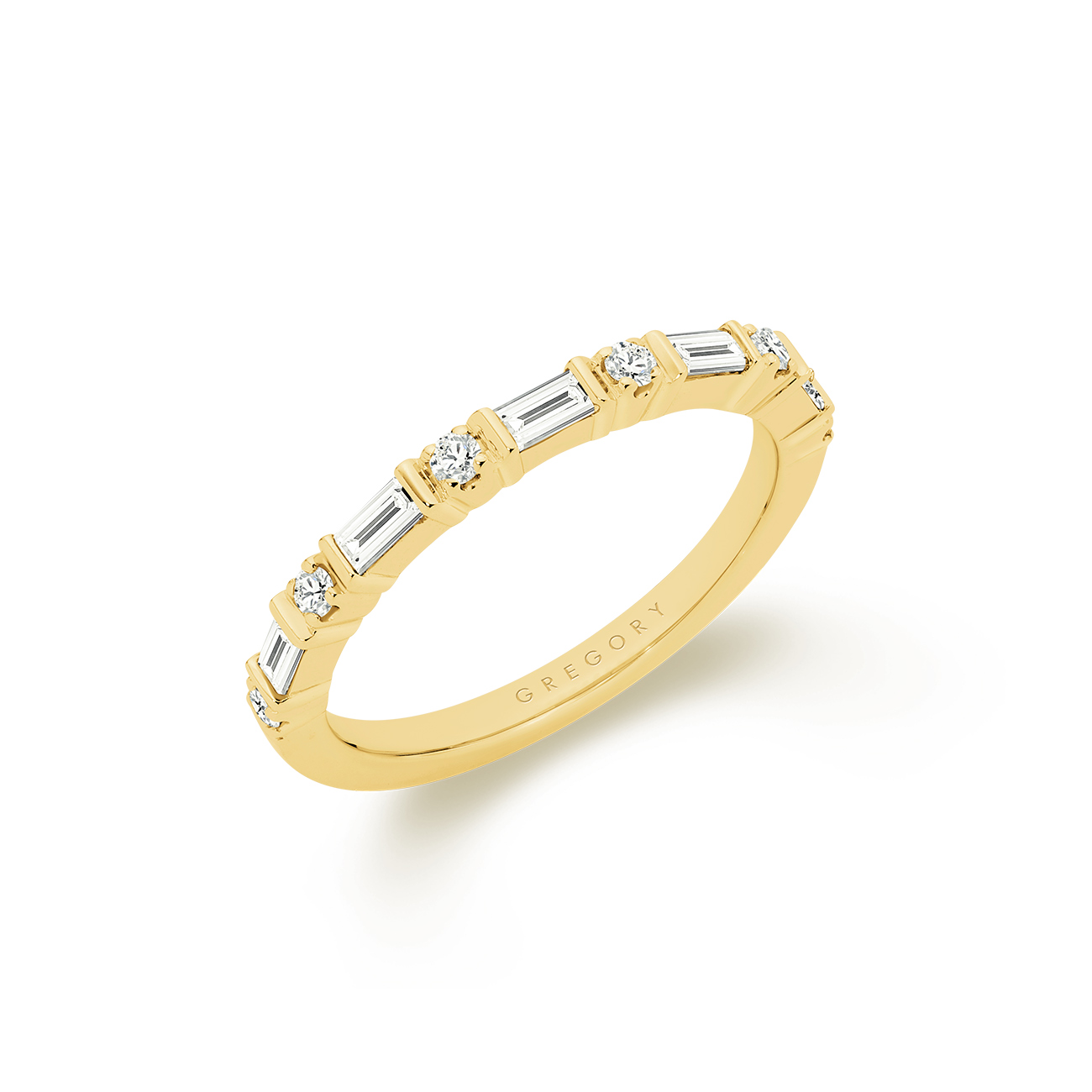 18K Yellow Gold Baguette &#038; Round Brilliant Diamond Band