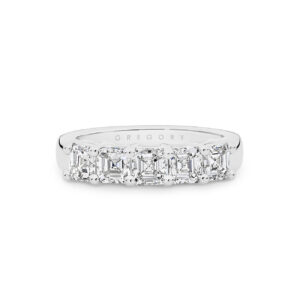 18K White Gold Square Emerald Claw Set Diamond Band