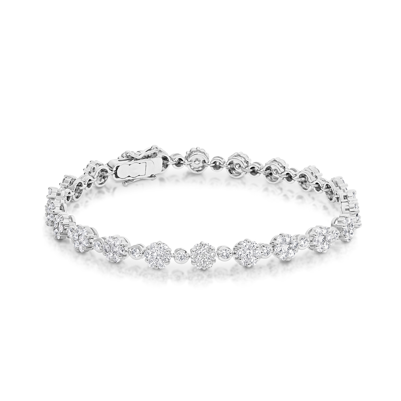 Cluster Diamond Bracelet In 18K White Gold