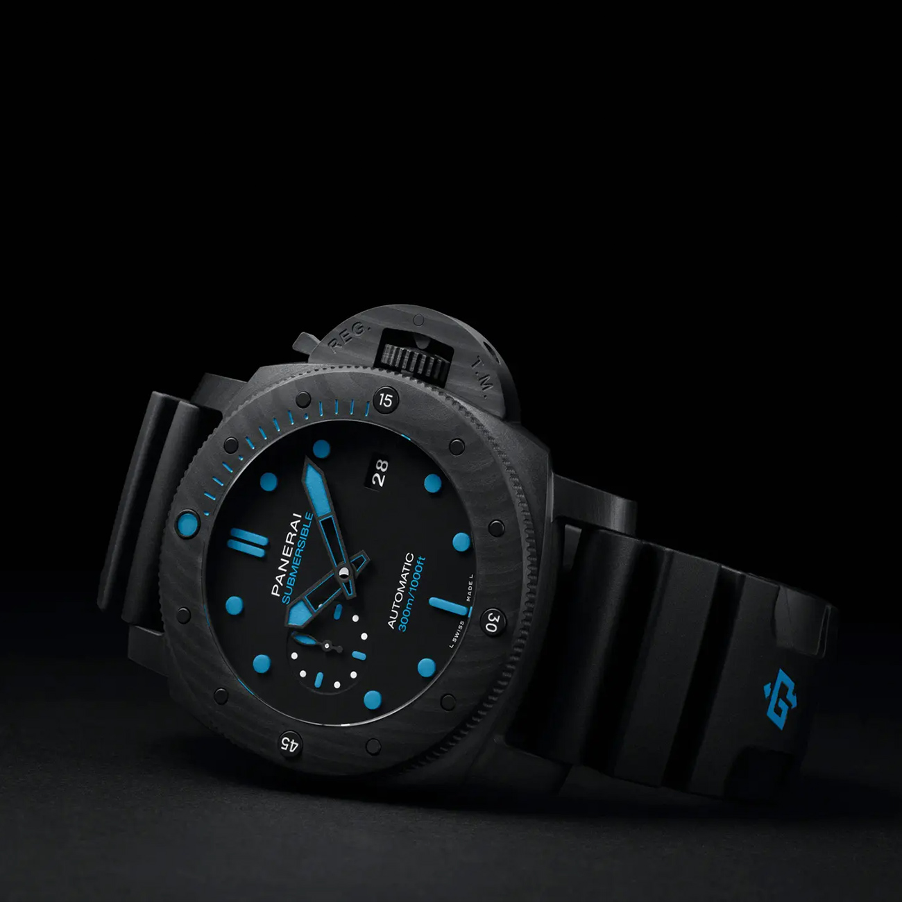Panerai Submersible Carbotech 47mm