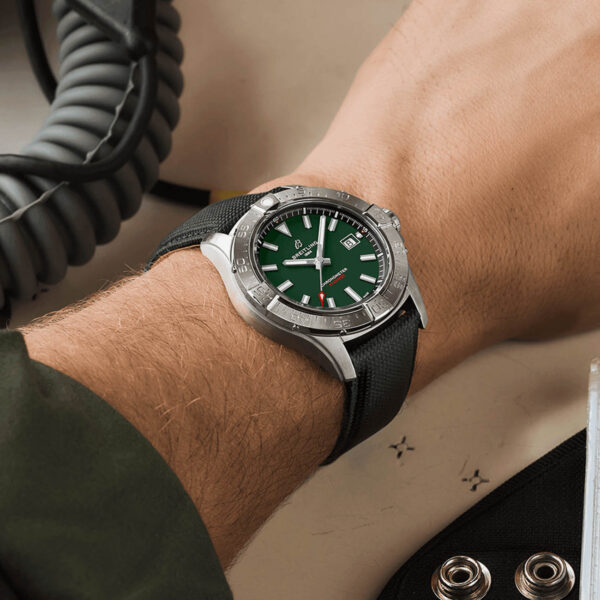 Breitling Avenger 42mm