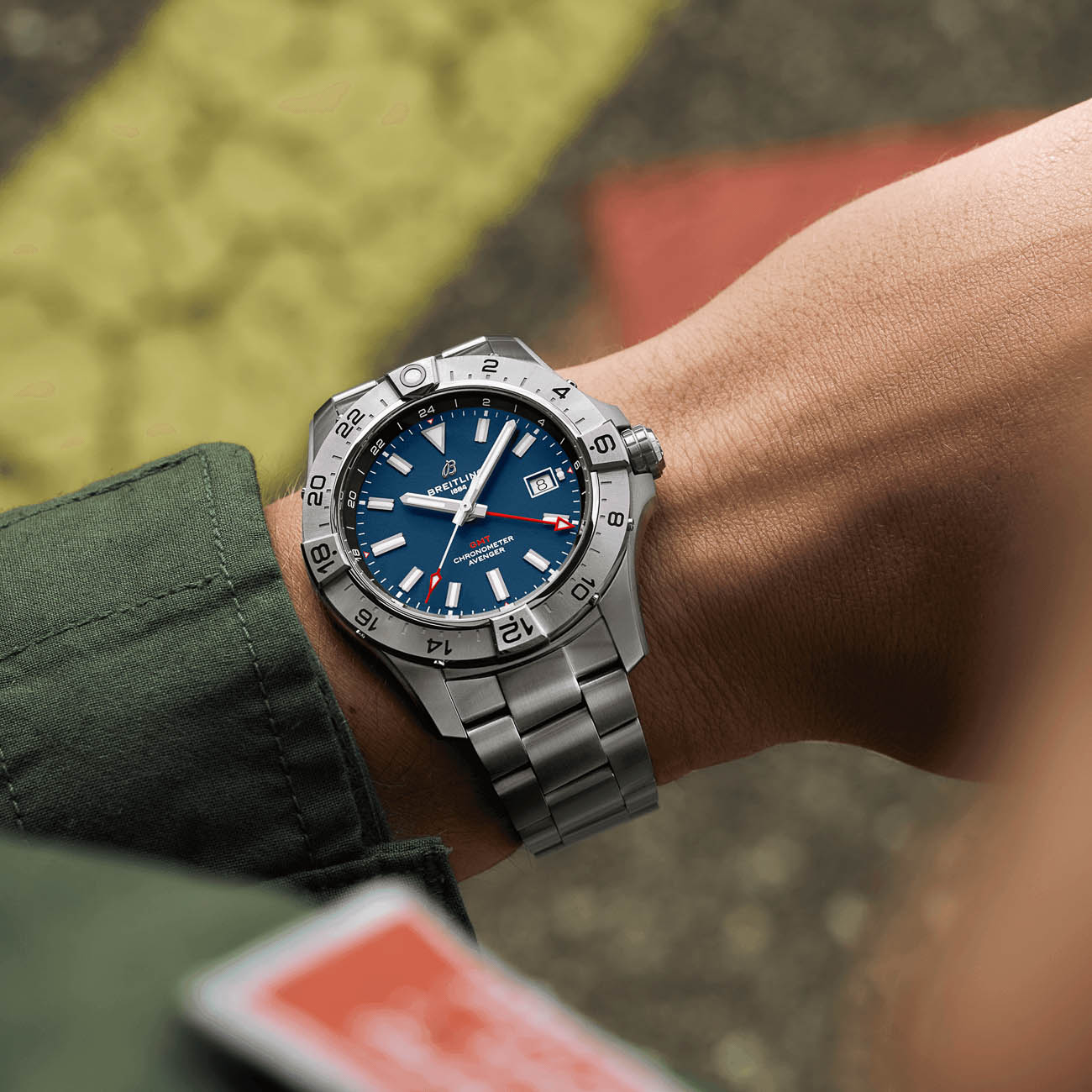 Breitling Avenger GMT 44mm