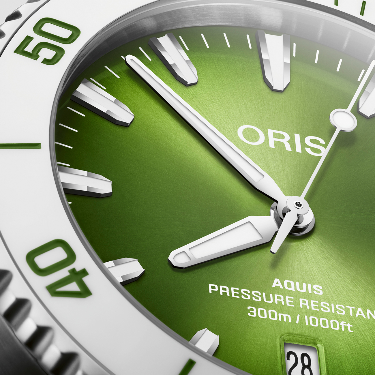 ORIS Aquis Date Taste of Summer 41.5mm