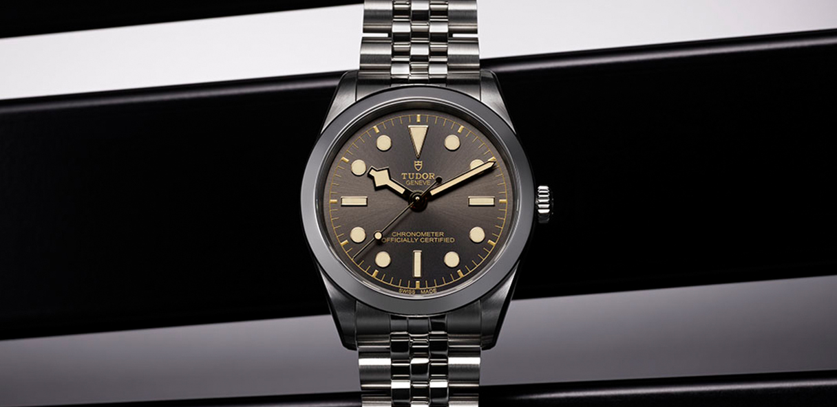 Tudor-BO-Black-Bay-Smooth-m79600-0001