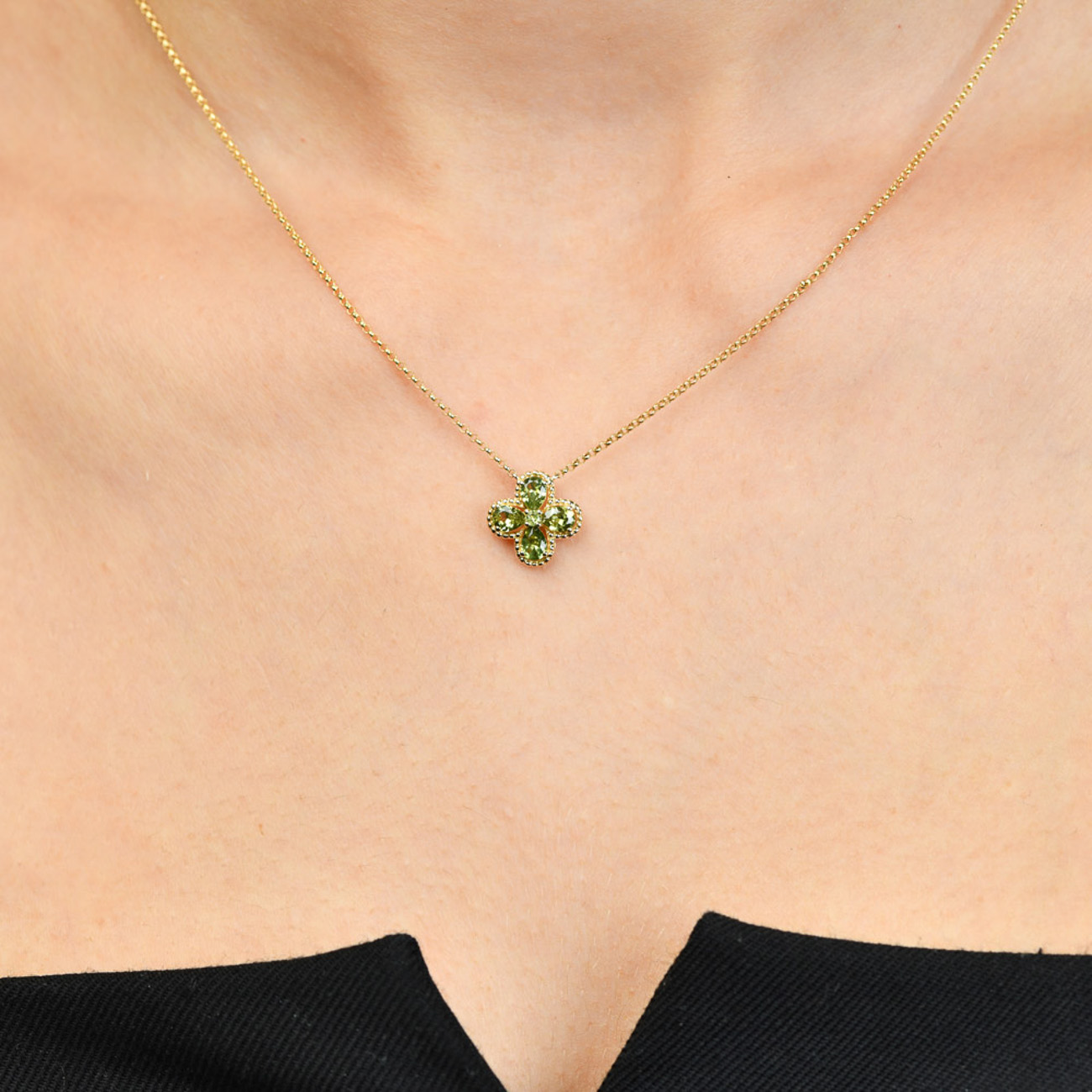 Green Australian Sapphire Gymea Round Necklace