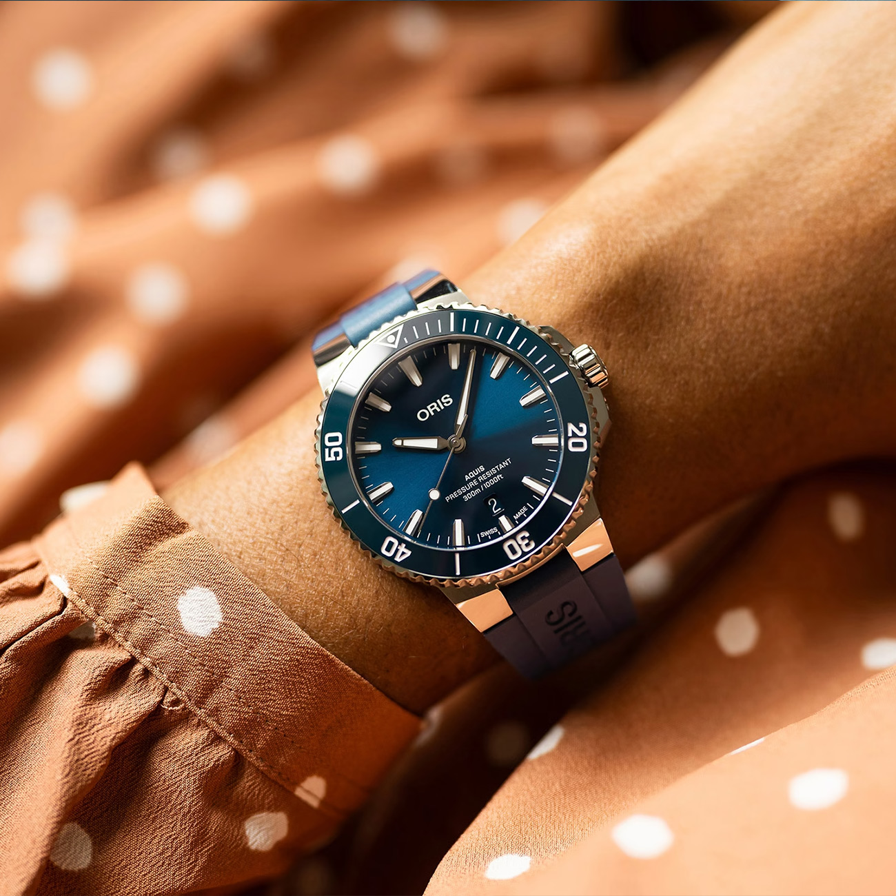 ORIS Aquis Date 41.5mm Gregory Jewellers