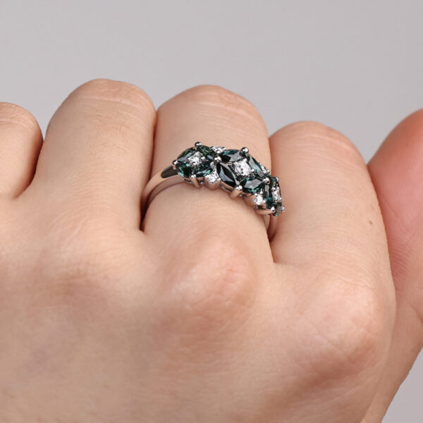 Teal Australian Sapphire & Diamond Primrose Ring - SDD-MQDMWT001