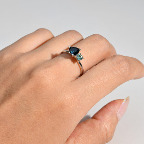 Blue & Teal Australian Sapphire Toi Et Moi Ring - SDR-TRNPWB003