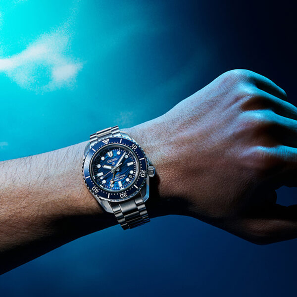 Seiko Prospex Sea 42mm Blue Dial SPB509J watch with 6R54 Calibre and 72 hours power reserve