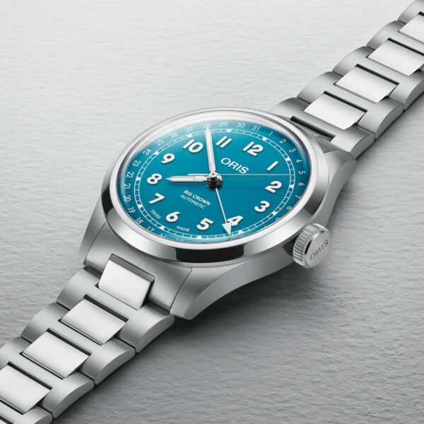 Oris Big Crown Pointer Date 40mm with turquoise blue dial and stainless steel H-link bracelet, front view