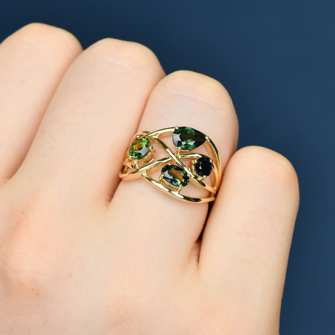 Multicoloured Australian Sapphire Symphonie Ring
