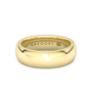 Classic Wedding Band in 18K Yellow Gold