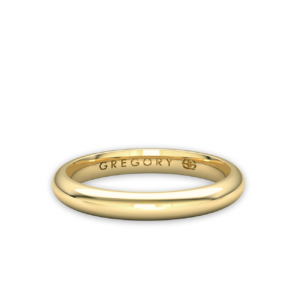 Classic Wedding Band in 18K Yellow Gold