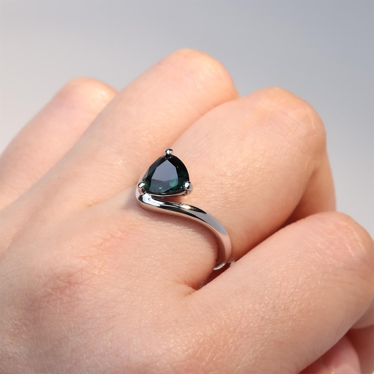 Teal Australian Sapphire Trilliant Enya Ring