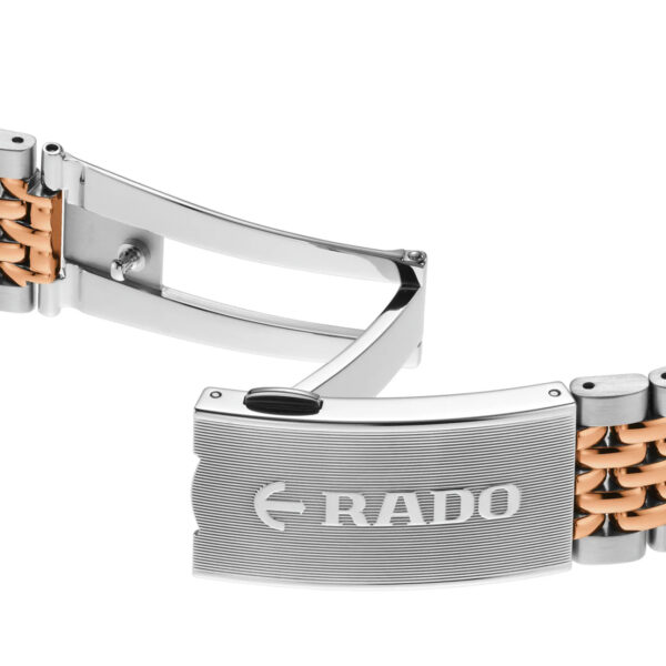 Rado Captain Cook Automatic R32225313 stainless steel dive watch