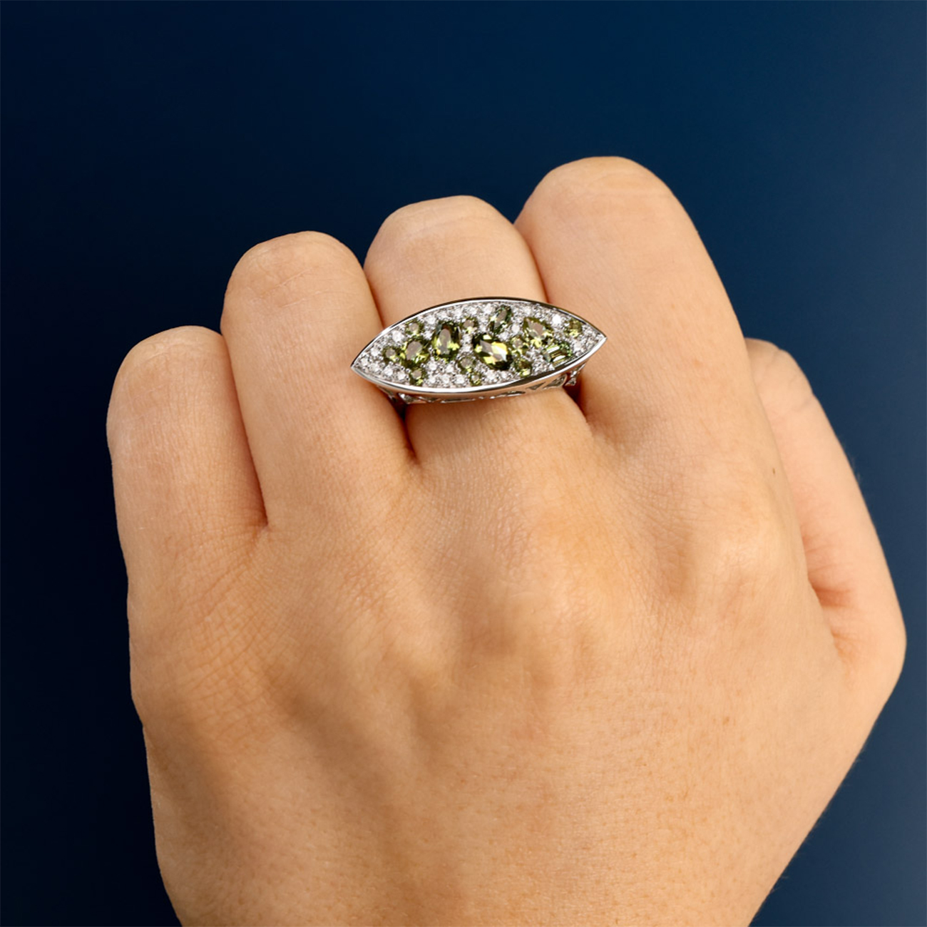 Green Australian Sapphire &#038; Diamond Nebula Ring