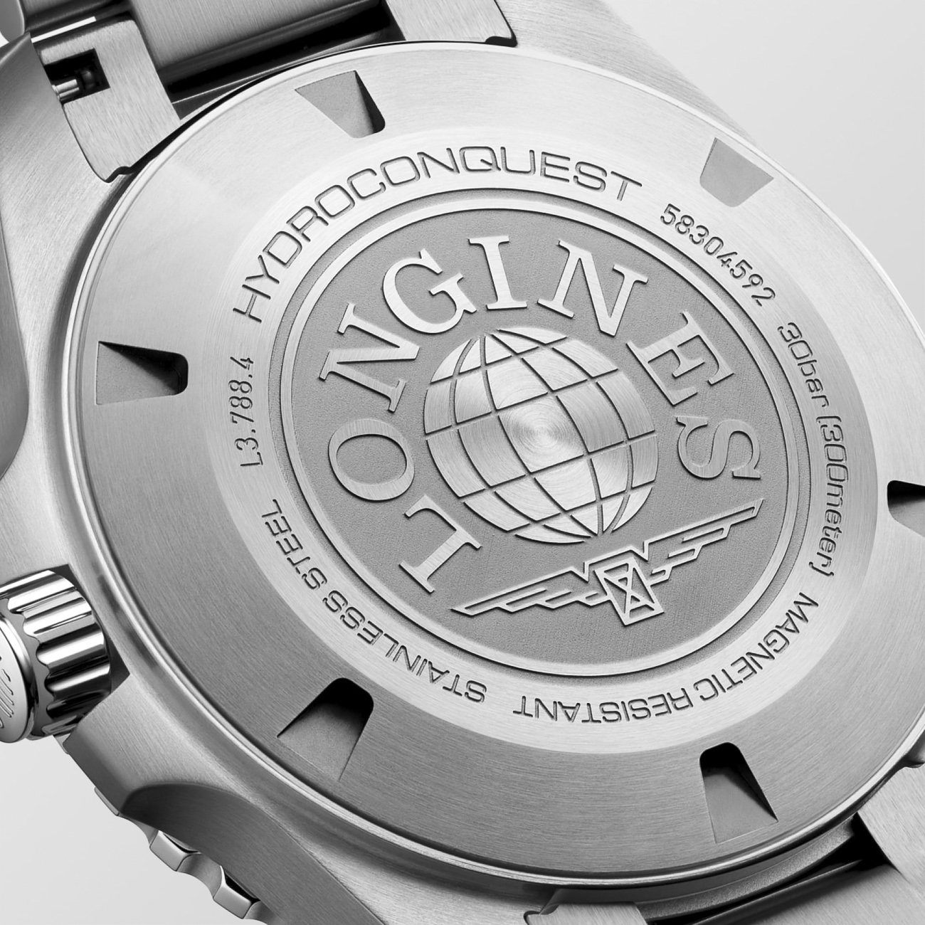 longines-hydroconquest-l37884966-42mm-back