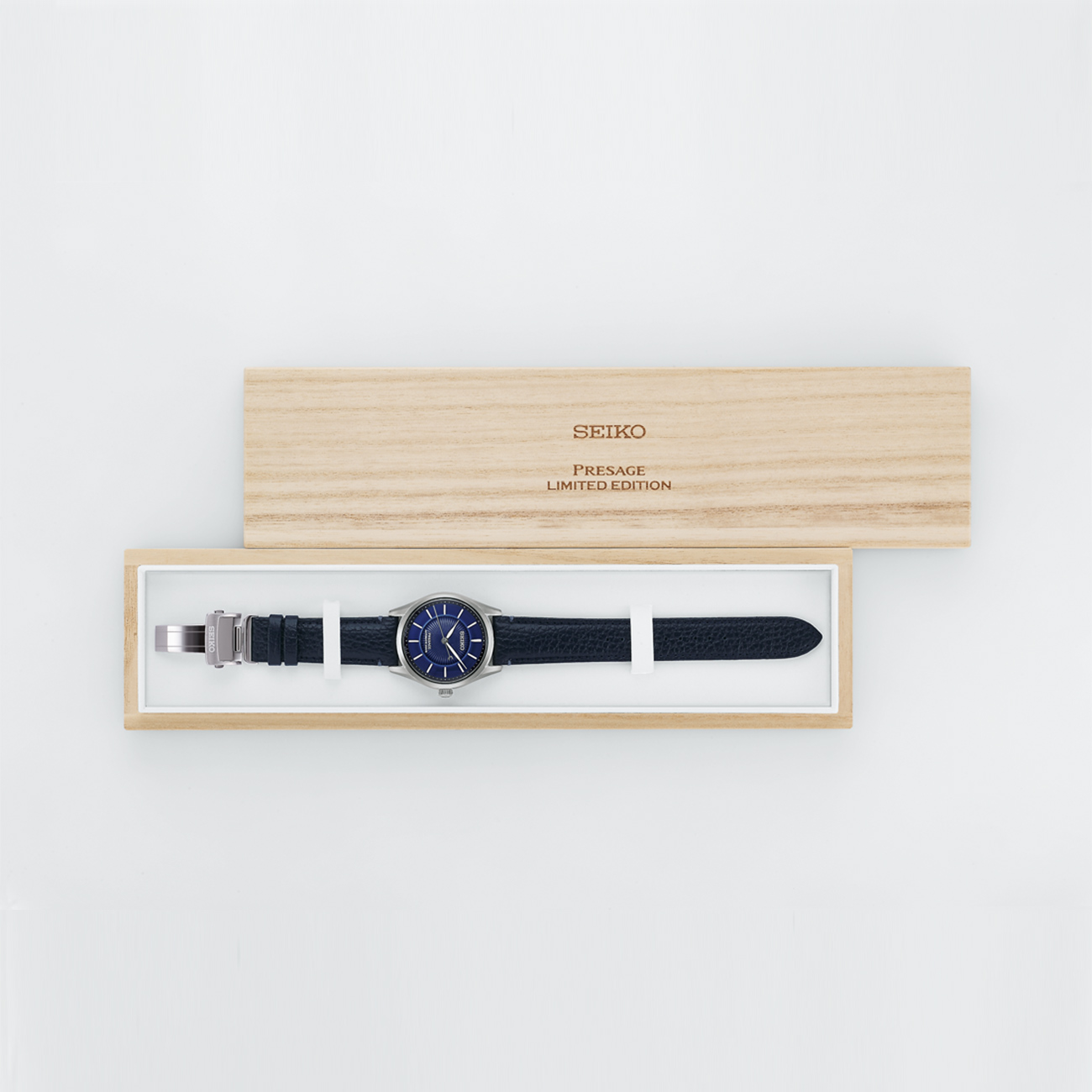 Seiko Presage HCC007J1 Ruri Blue Arita Porcelain Watch Seiko Presage Craftsmanship Series HCC007J1 limited edition automatic watch with Ruri blue Arita porcelain dial
