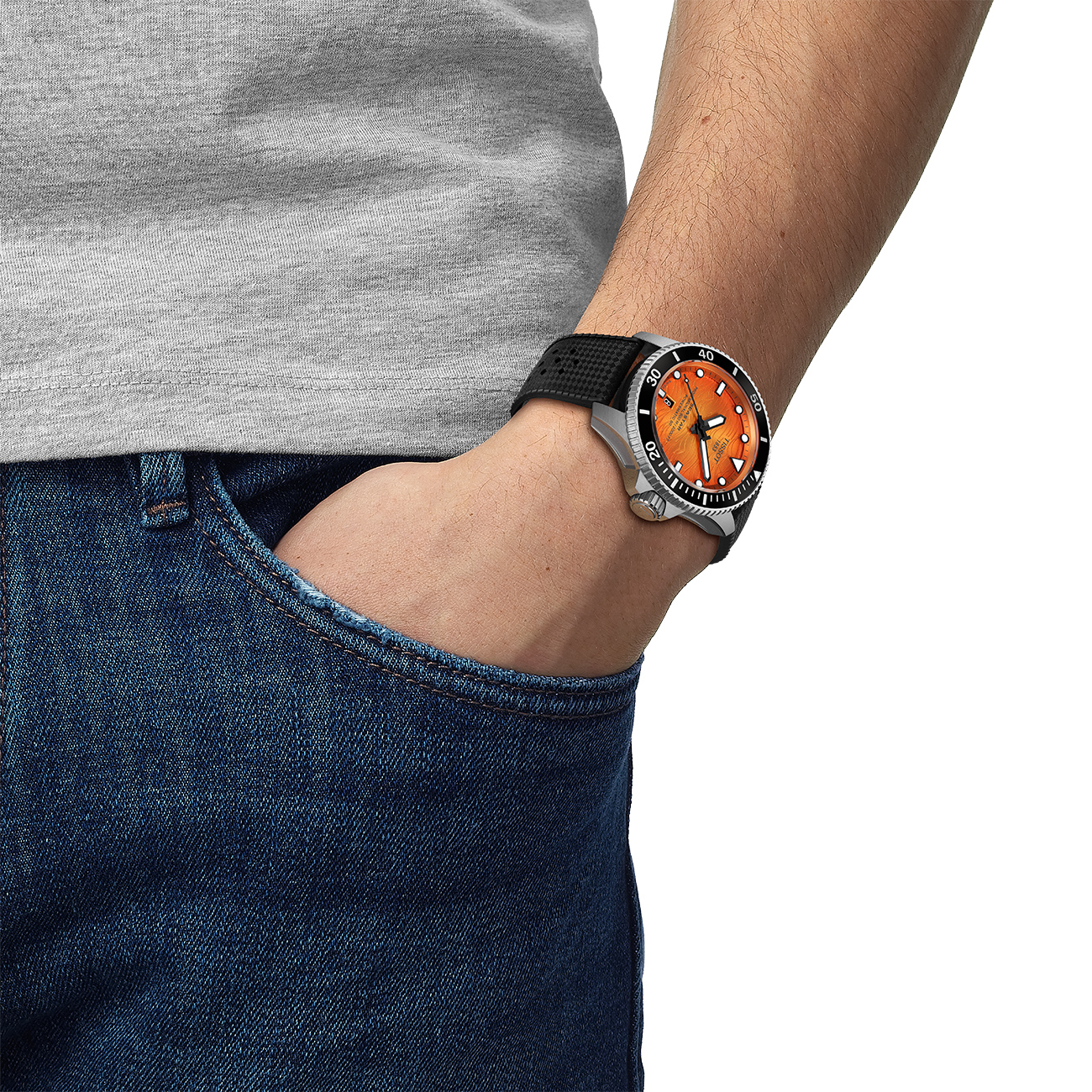 Tissot Seastar 2000 44mm T1209071728100 Automatic Dive Watch Tissot Seastar 2000 44mm T1209071728100 Swiss automatic orange dive watch with ceramic bezel