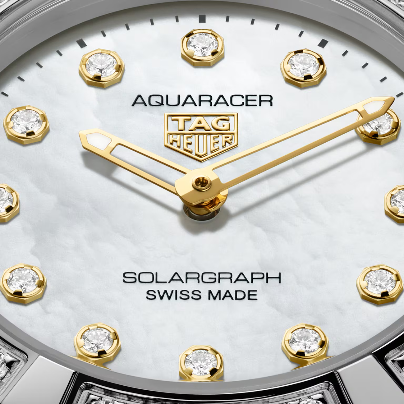 TAG Heuer Aquaracer Professional 100 Solargraph WBP141J.BA0049 TAG Heuer Aquaracer Professional 100 Solargraph 28mm ladies watch WBP141J.BA0049 with diamond bezel - dial close up