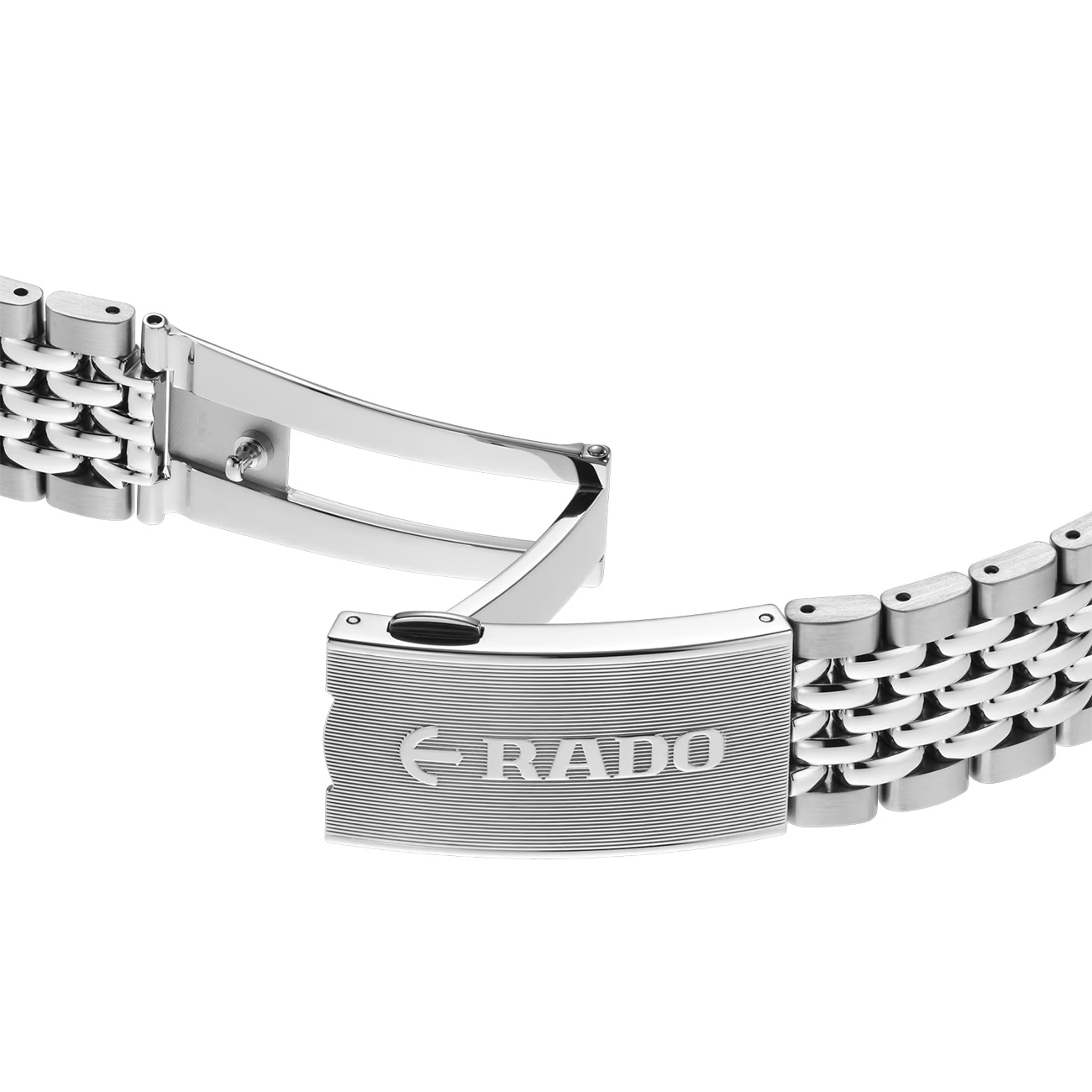 Rado Captain Cook R32223313 Stainless Steel Bracelet Detail Close-up of the Rado Captain Cook R32223313 stainless steel beads of rice bracelet with three-fold clasp