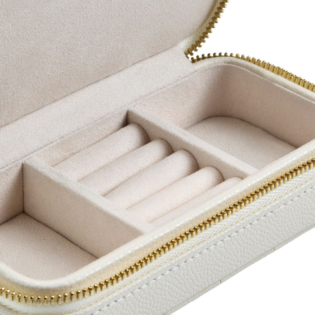 WOLF Lauren Medium Jewellery Box Ivory 349752 WOLF Lauren Medium Jewellery Box in Ivory, SKU 349752, with multiple jewellery storage compartments