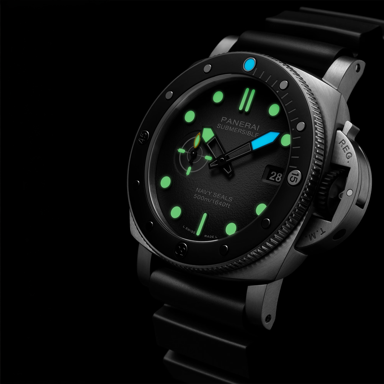 Panerai Submersible Navy SEALs PAM01738 44mm Panerai Submersible Navy SEALs PAM01738 44mm watch with anthracite dial and black ceramic bezel